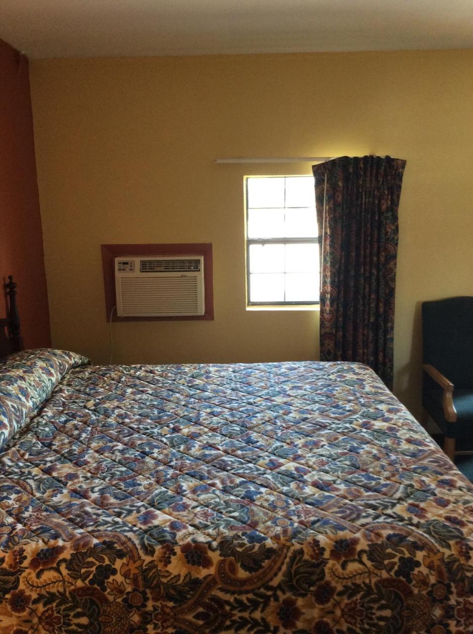 Greenlawn Motel Atmore Bagian luar foto