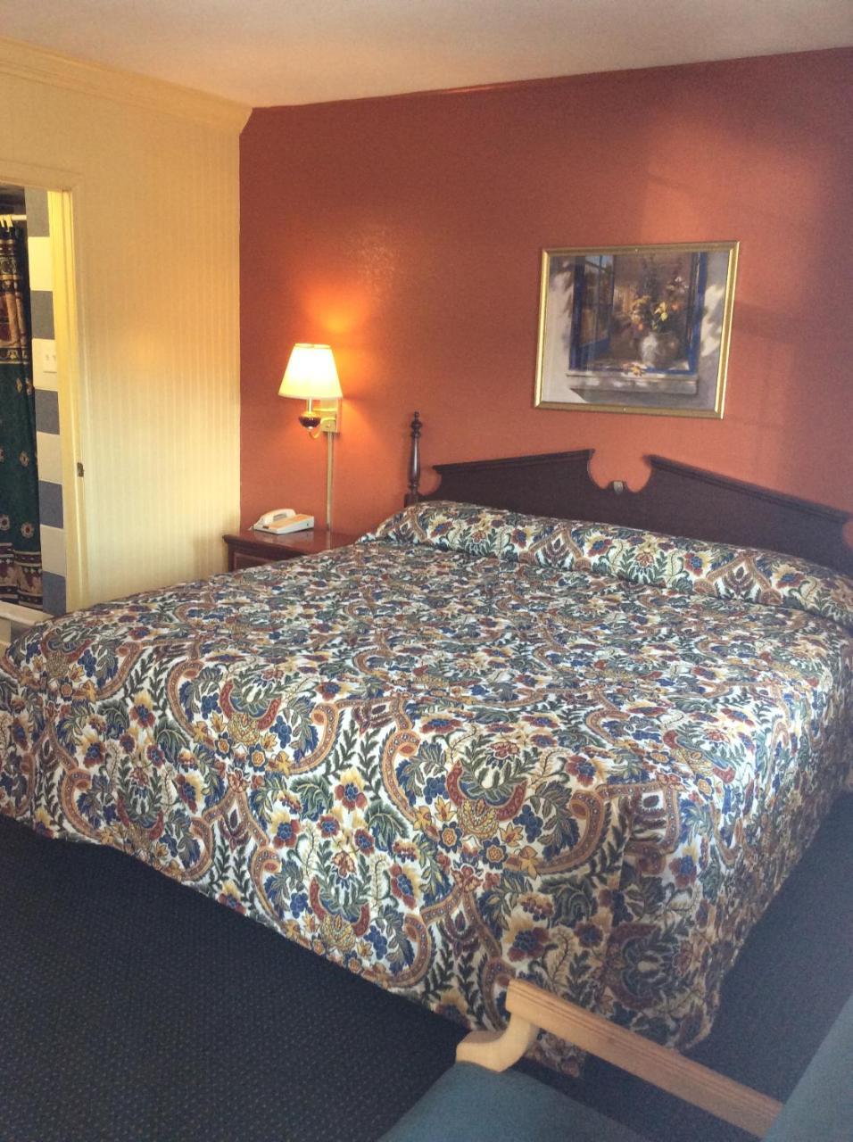 Greenlawn Motel Atmore Bagian luar foto
