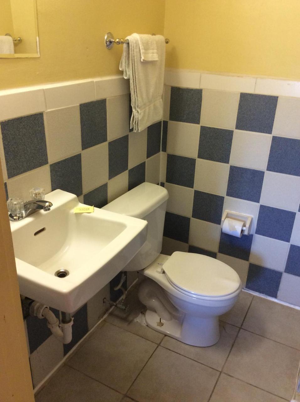 Greenlawn Motel Atmore Bagian luar foto